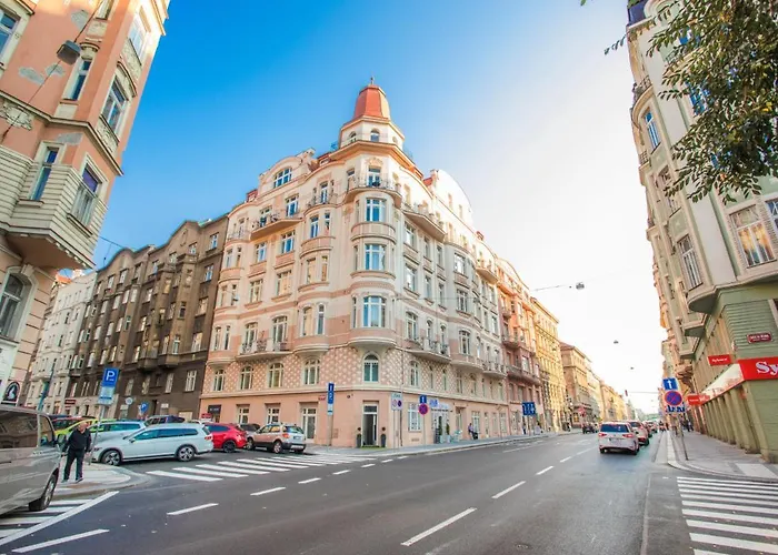 Design Studio Andel, All Historical Sights Walkable