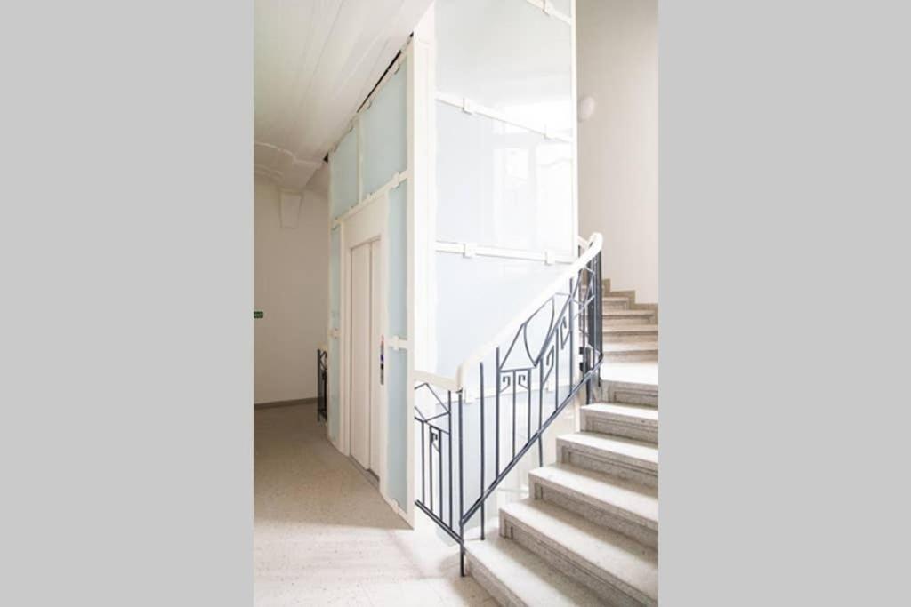 Design Andel, Historical Sights Walkable Apartment Prague